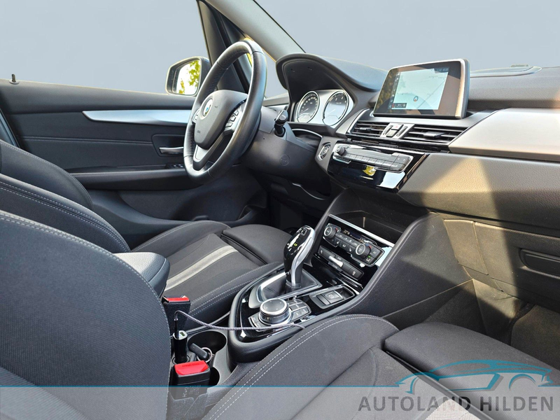 BMW 218 2 Active Tourer Advantage/LED/Navi/PDC — photo 13