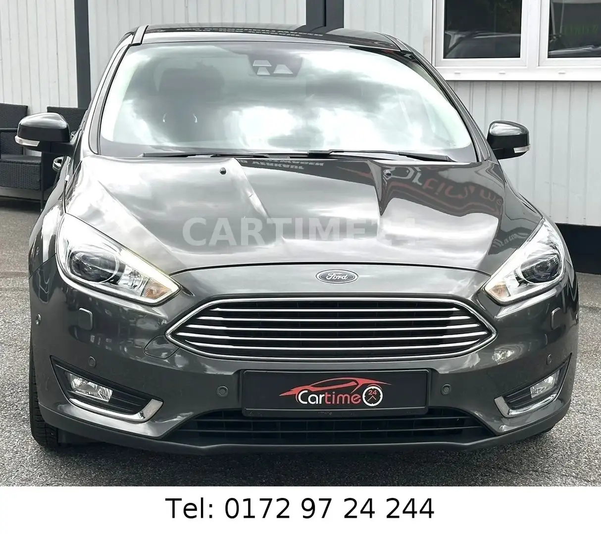 Ford Focus Lim. Titanium*1.HAND*SCHECKHEFT* Grigio - 1