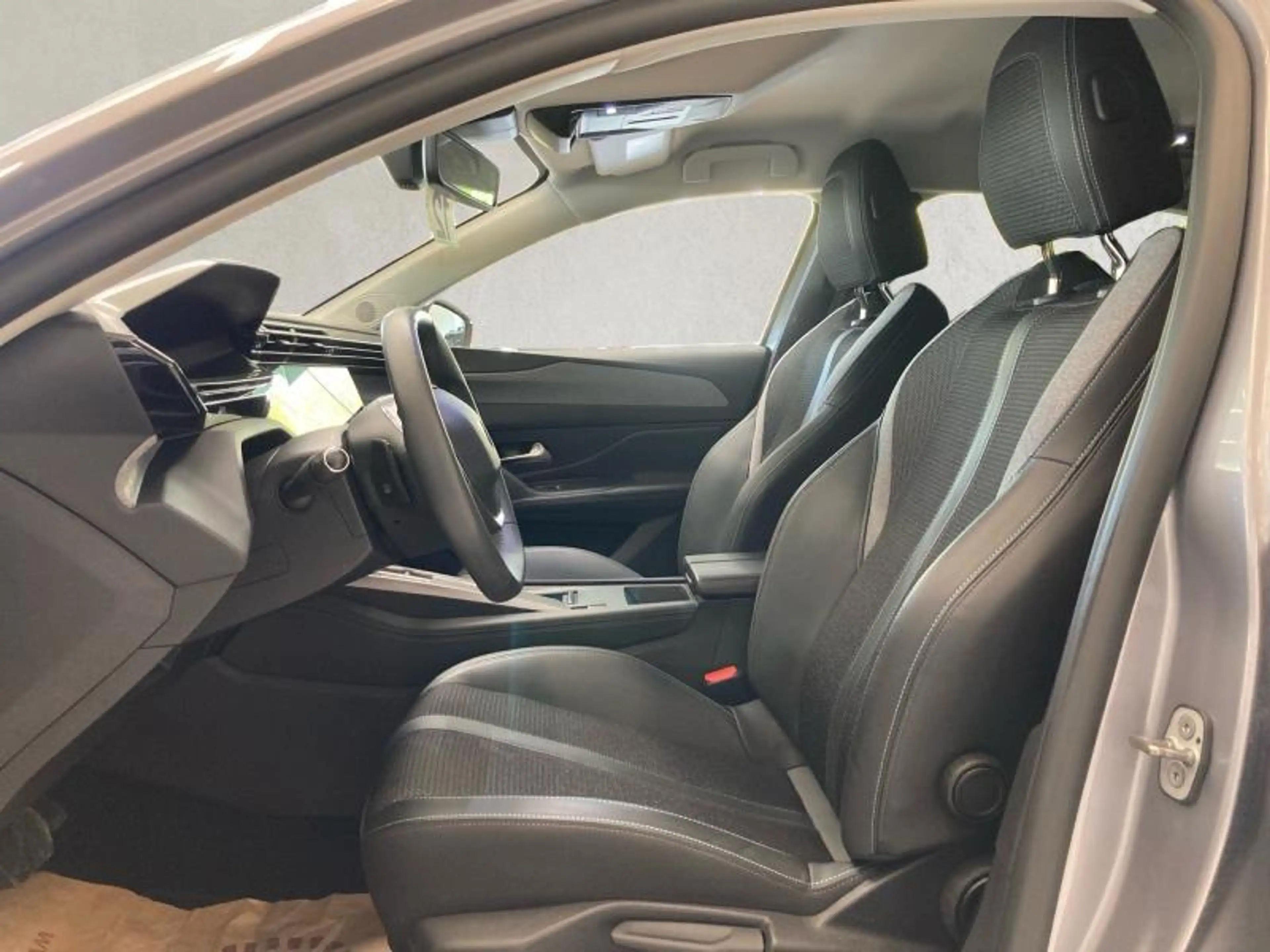Peugeot 308 *** Allure Pack *** — photo 9