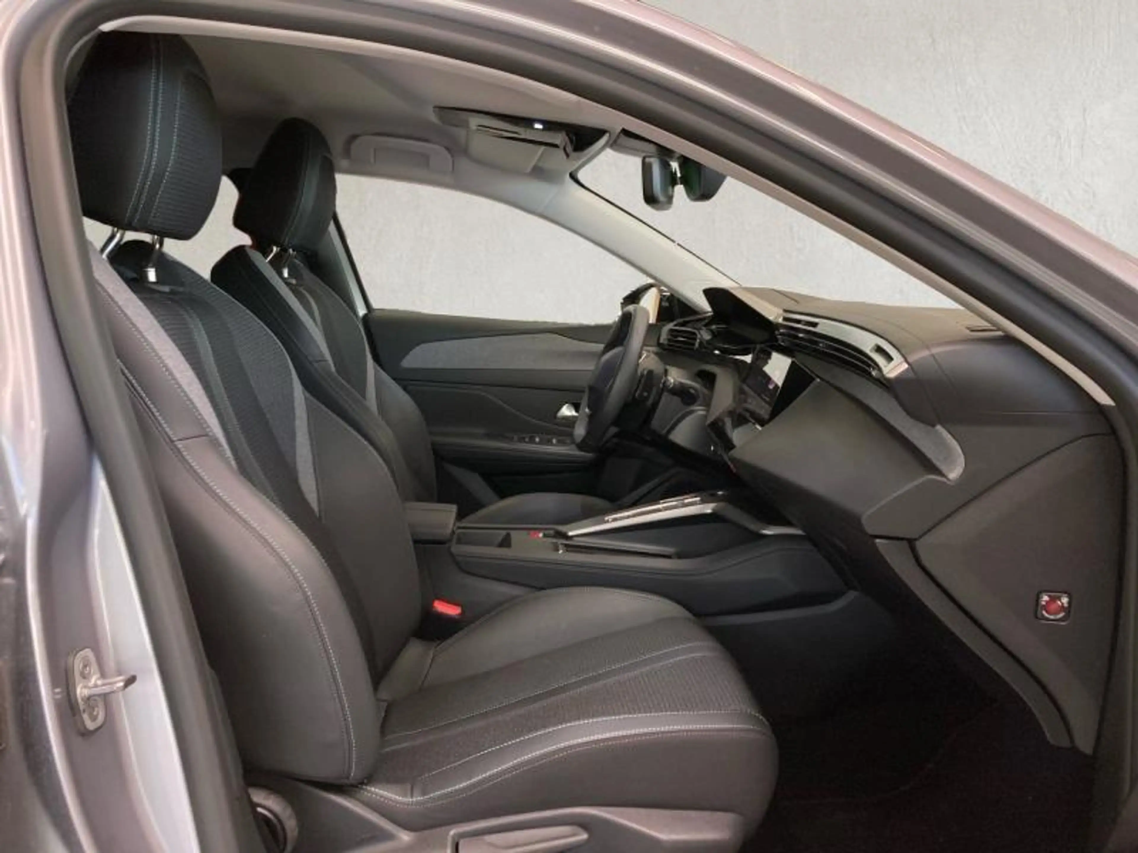 Peugeot 308 *** Allure Pack *** — photo 10