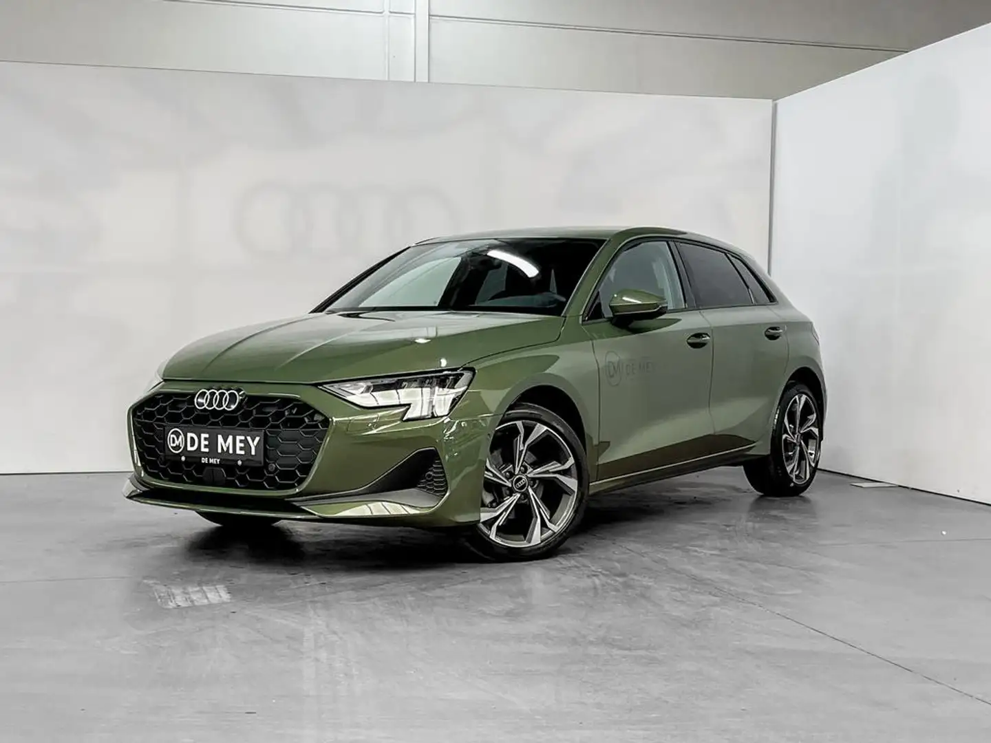 Audi A3 Sportback 30TFSI S-TRONIC !! FACELIFT !! CARPLAY / Vert - 2