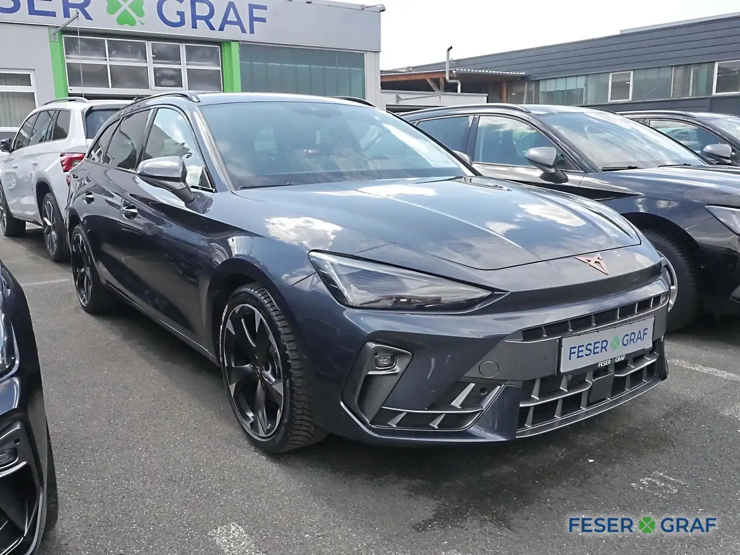 CUPRA Leon SP 1.5 eTSI DSG Navi Kamera LED SiHz Gris - 2