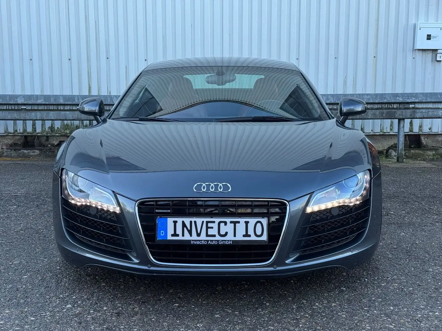 Audi R8 4.2 FSI quattro KW V3 Klappe AGA B&O Grau - 2