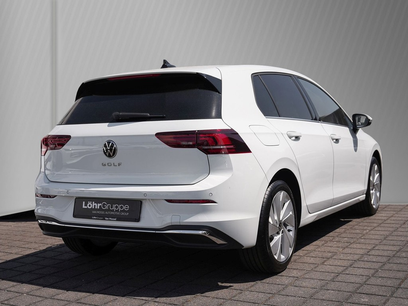 Volkswagen Golf VIII 1.5 TSI Style /Navi/LED/RFK/ACC — photo 5