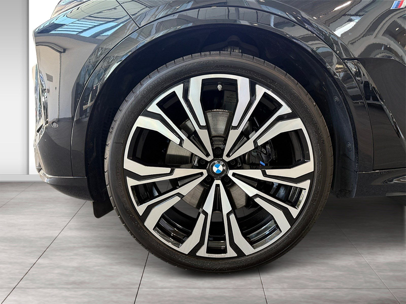 BMW X7 xDrive40d M Sportpaket Pro | AHK | Exclusivpekt | — photo 6