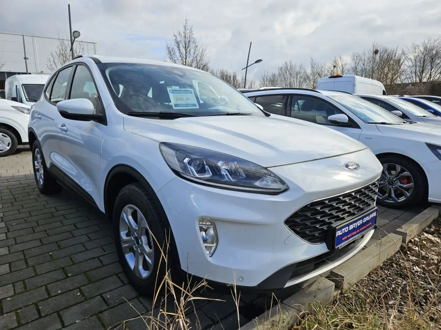 Ford Kuga 2.5 Duratec FHEV 4x4 COOL&CONNECT Blanc - 1