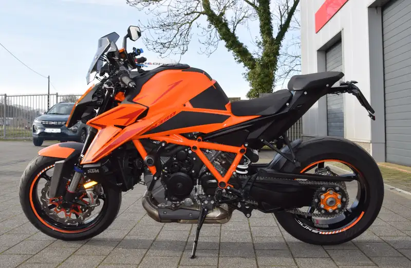 KTM 1390 Super Duke R EVO - foto 2