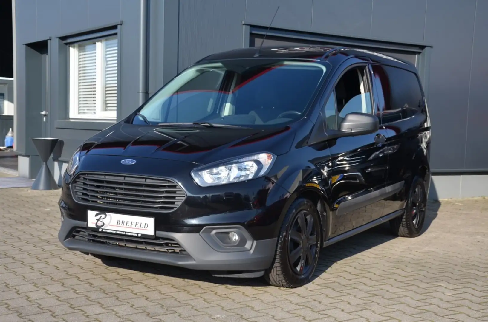 Ford Transit Courier 1.0 Benzine 100PK Zwart - 1