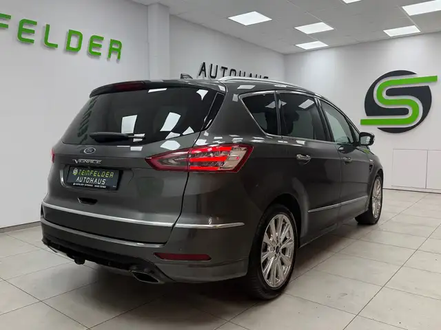 Ford S-Max view 7