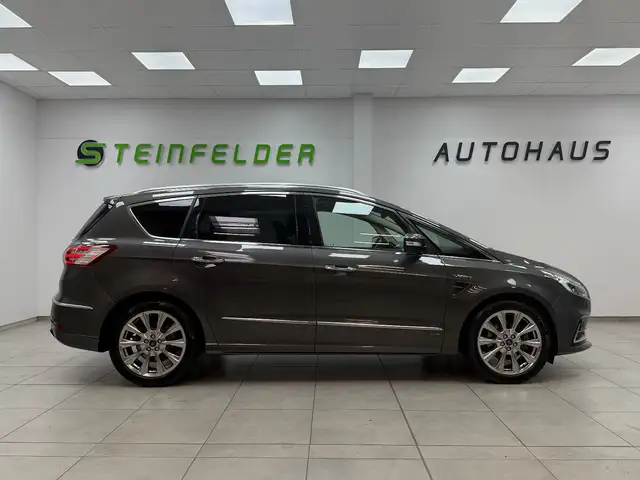 Ford S-Max view 8