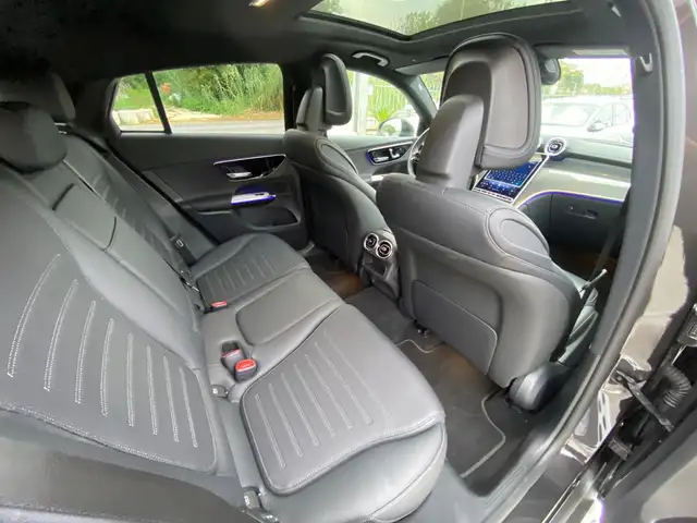 Mercedes-Benz GLC view 10
