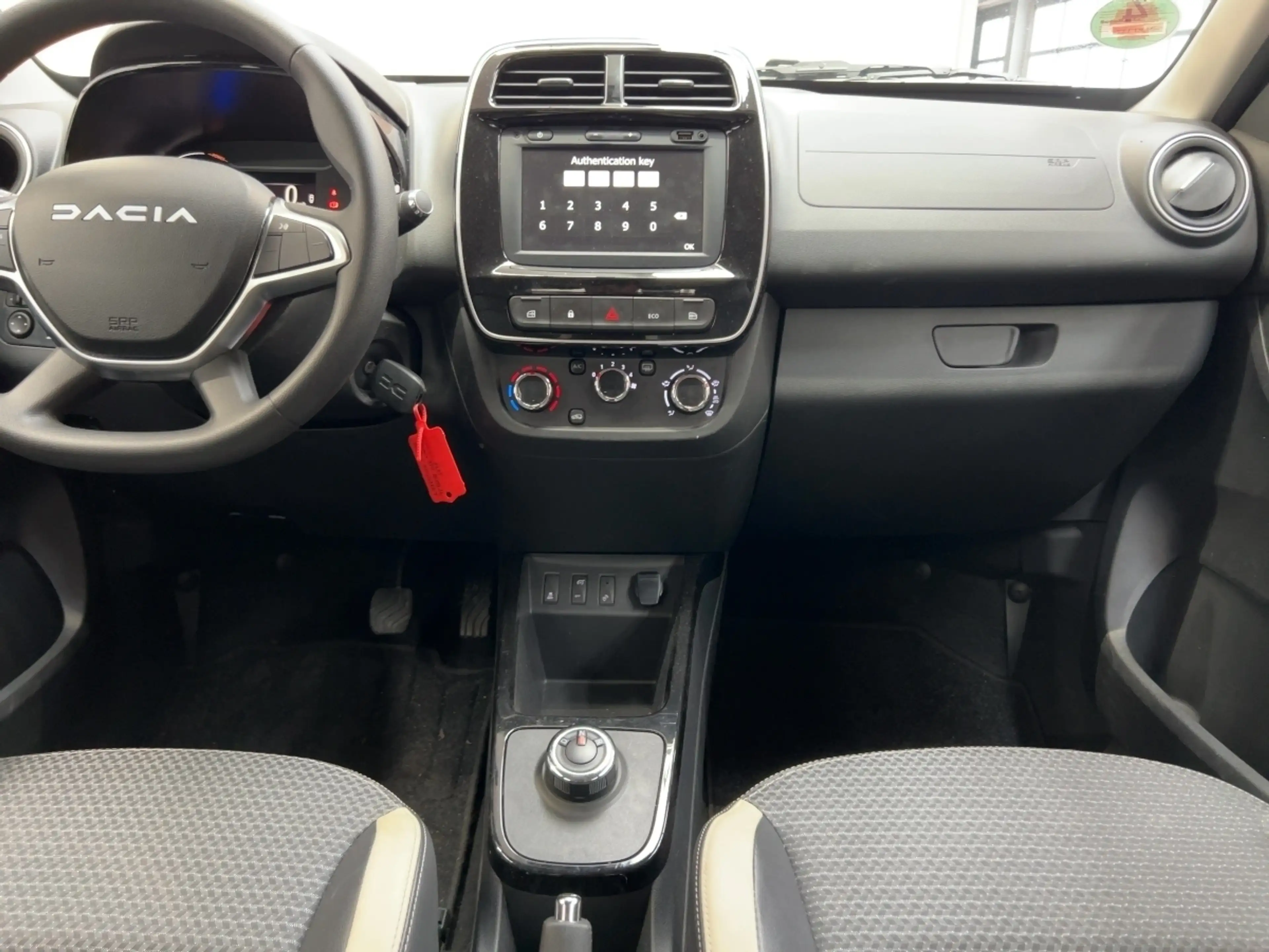 Dacia Spring Essential KLIMA LED-Tagfahrlicht ABS ESP ZV — photo 12