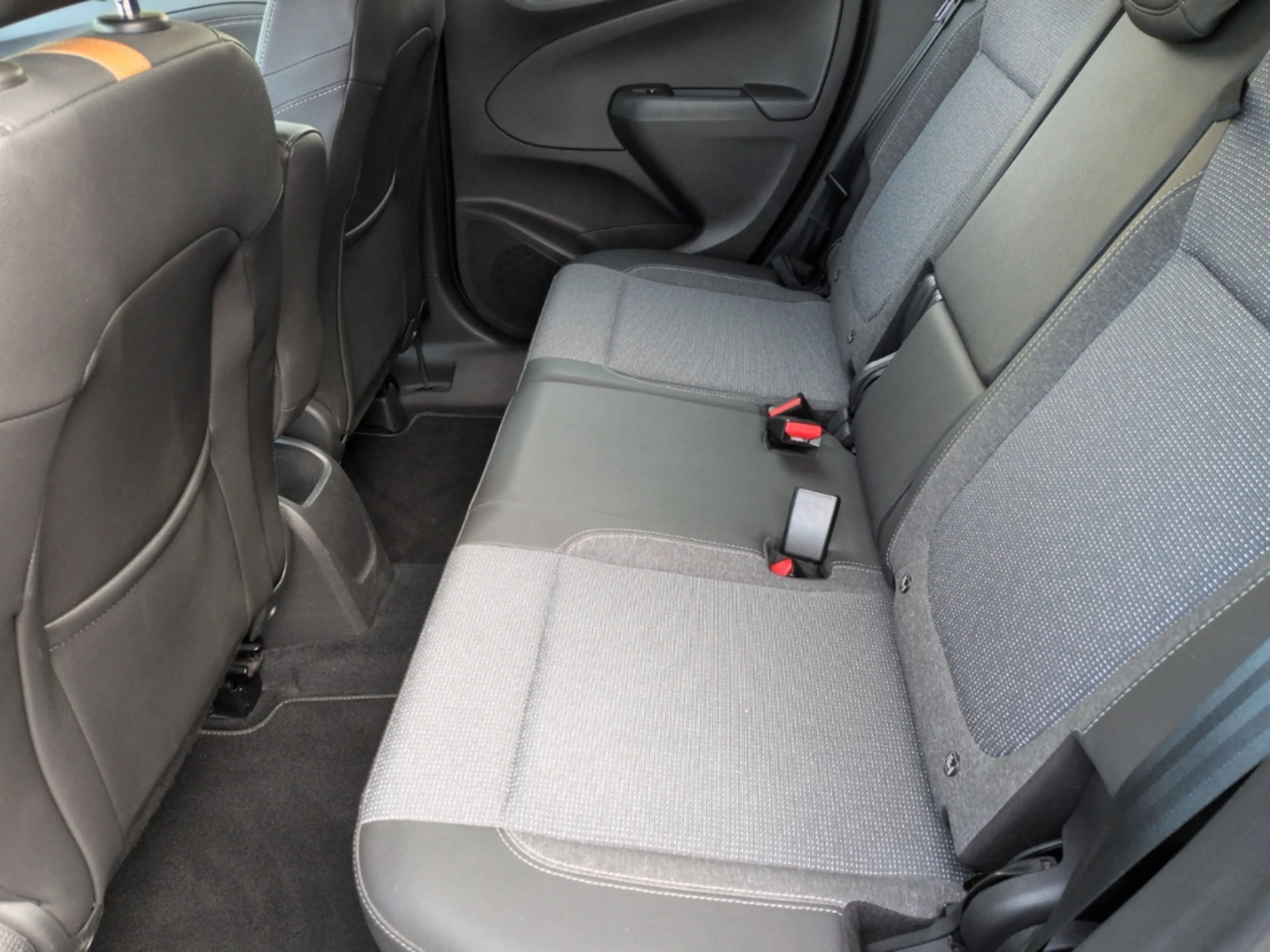 Opel Crossland Elegance Sitzheizung Anhängerkupplung  LED Apple C — photo 8