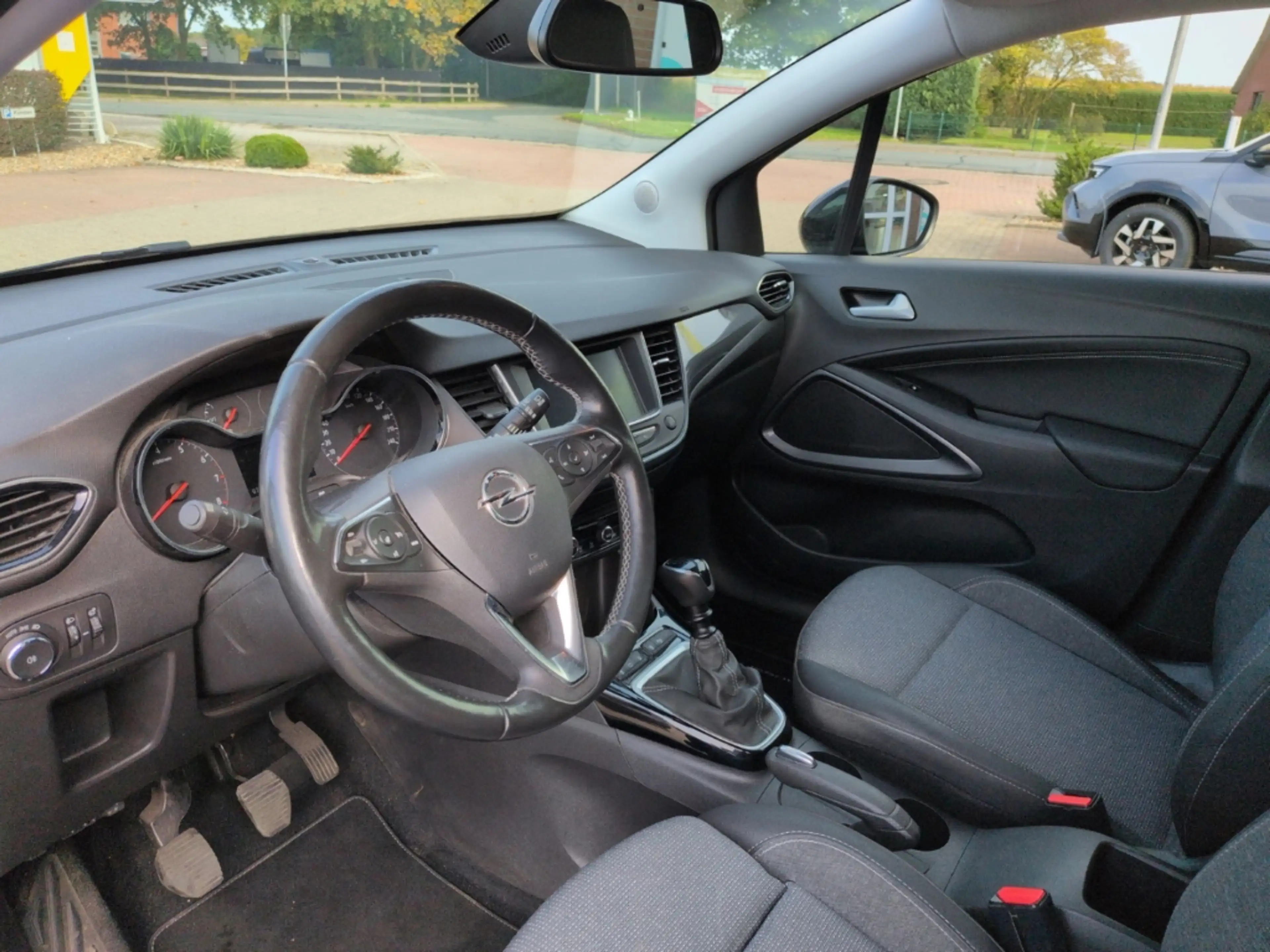 Opel Crossland Elegance Sitzheizung Anhängerkupplung  LED Apple C — photo 7