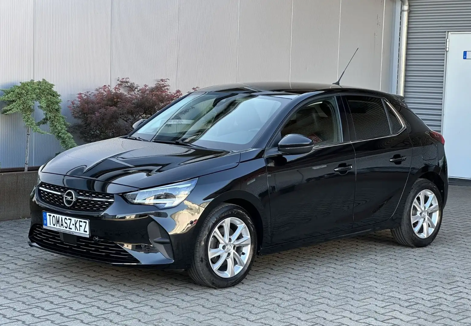 Opel Corsa F 1.2 DIT Elegance*Leder*Navi*LED*DAB*SHz. Schwarz - 2