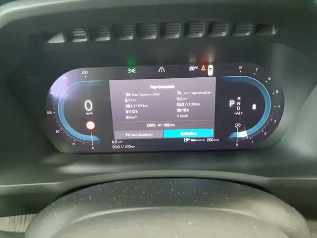 Volvo XC90 view 17