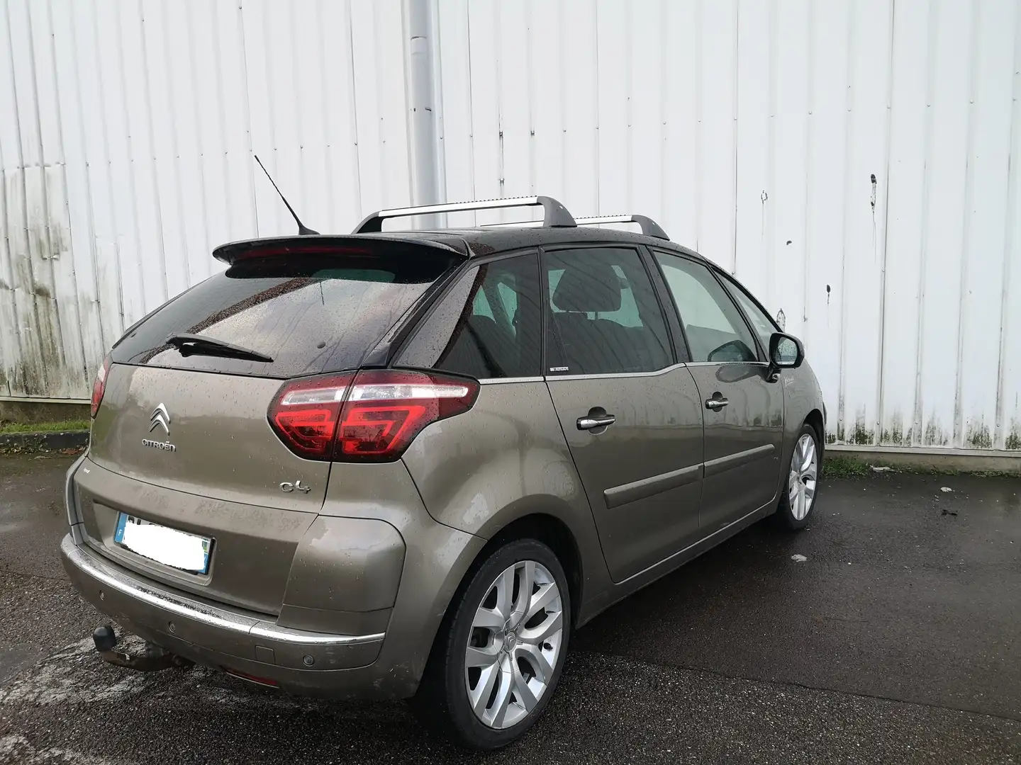 Citroen C4 Picasso HDi 150 FAP Exclusive Beżowy - 2