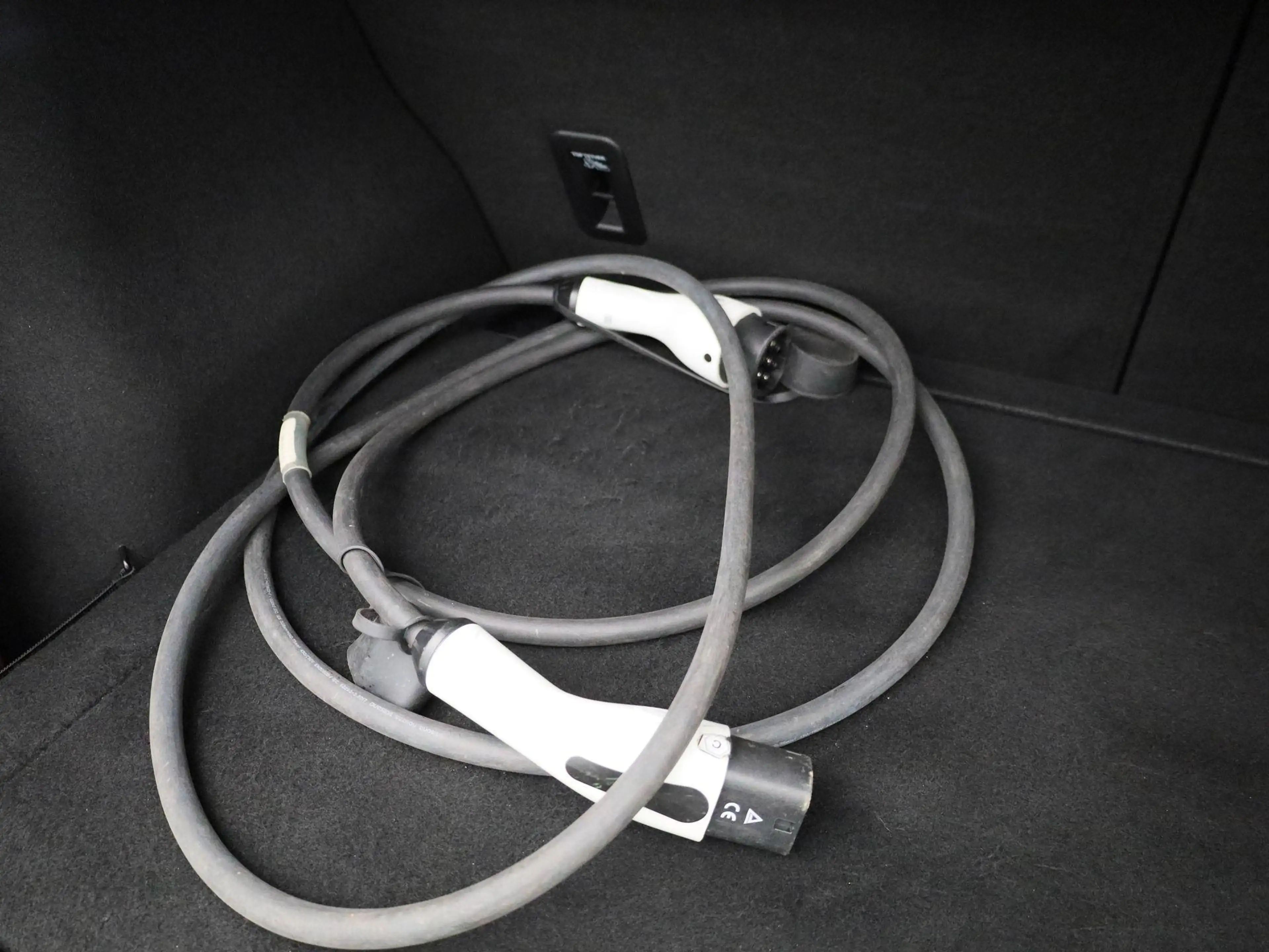 MG MG4 Electric Luxury 64 kWh — photo 12
