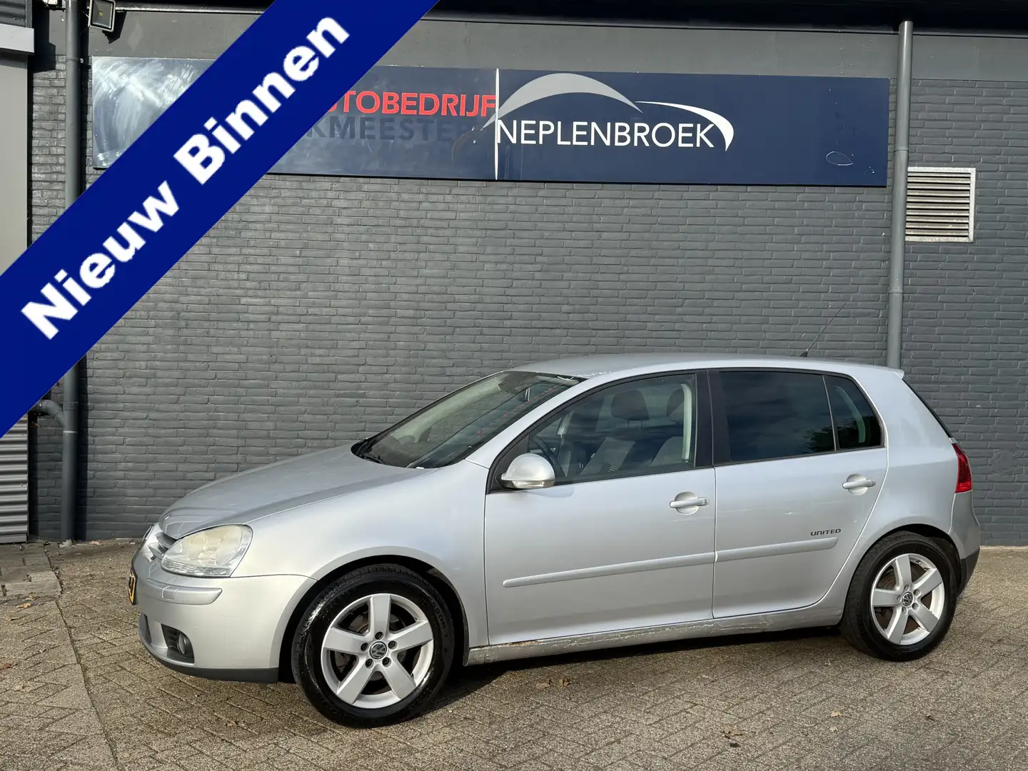 Volkswagen Golf 1.6 Trendline Bj 2008 Pdc-Airco-Cv-Cruise Grijs - 1