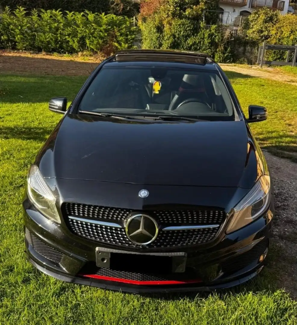 Mercedes-Benz A 200 CDI Automatic Premium AMG Zwart - 2