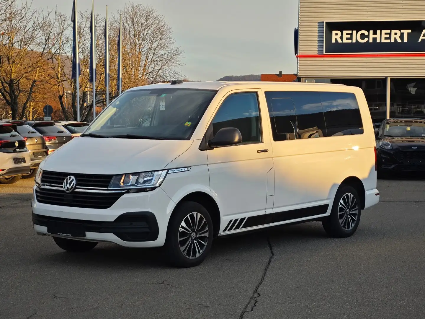 Volkswagen T6 Multivan T6.1 Multivan 180PS ABT DSG 4m #STH Weiß - 1