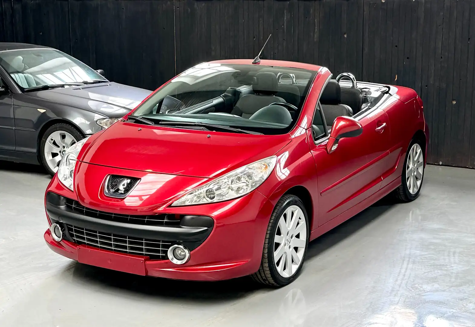 Peugeot 207 1.6 HDi Cabriolet 1er propriétaire * Airco * Rood - 1