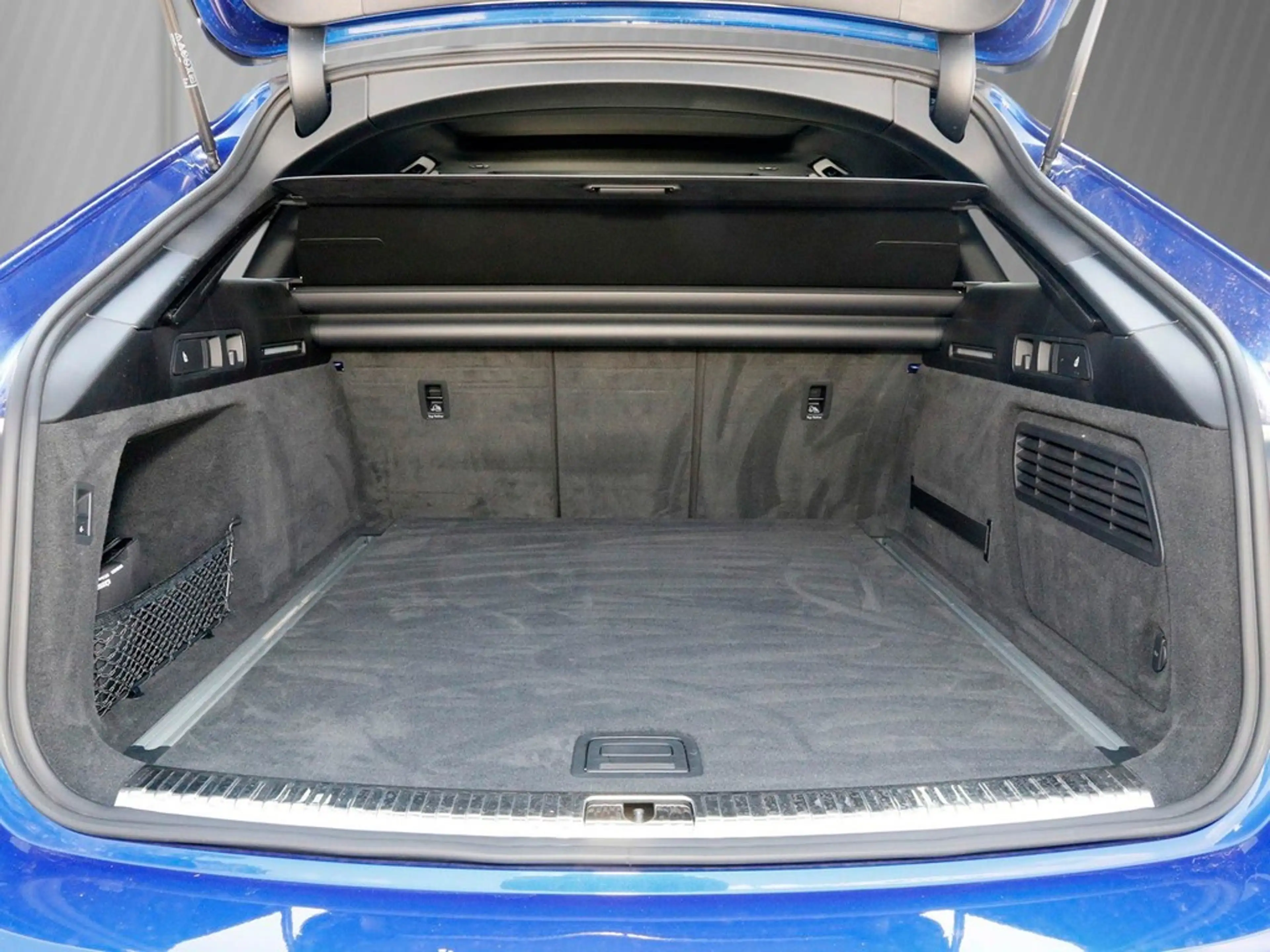 Audi A6 Avant 45 TFSI quattro sport 21" ACC Pano AHK — photo 11