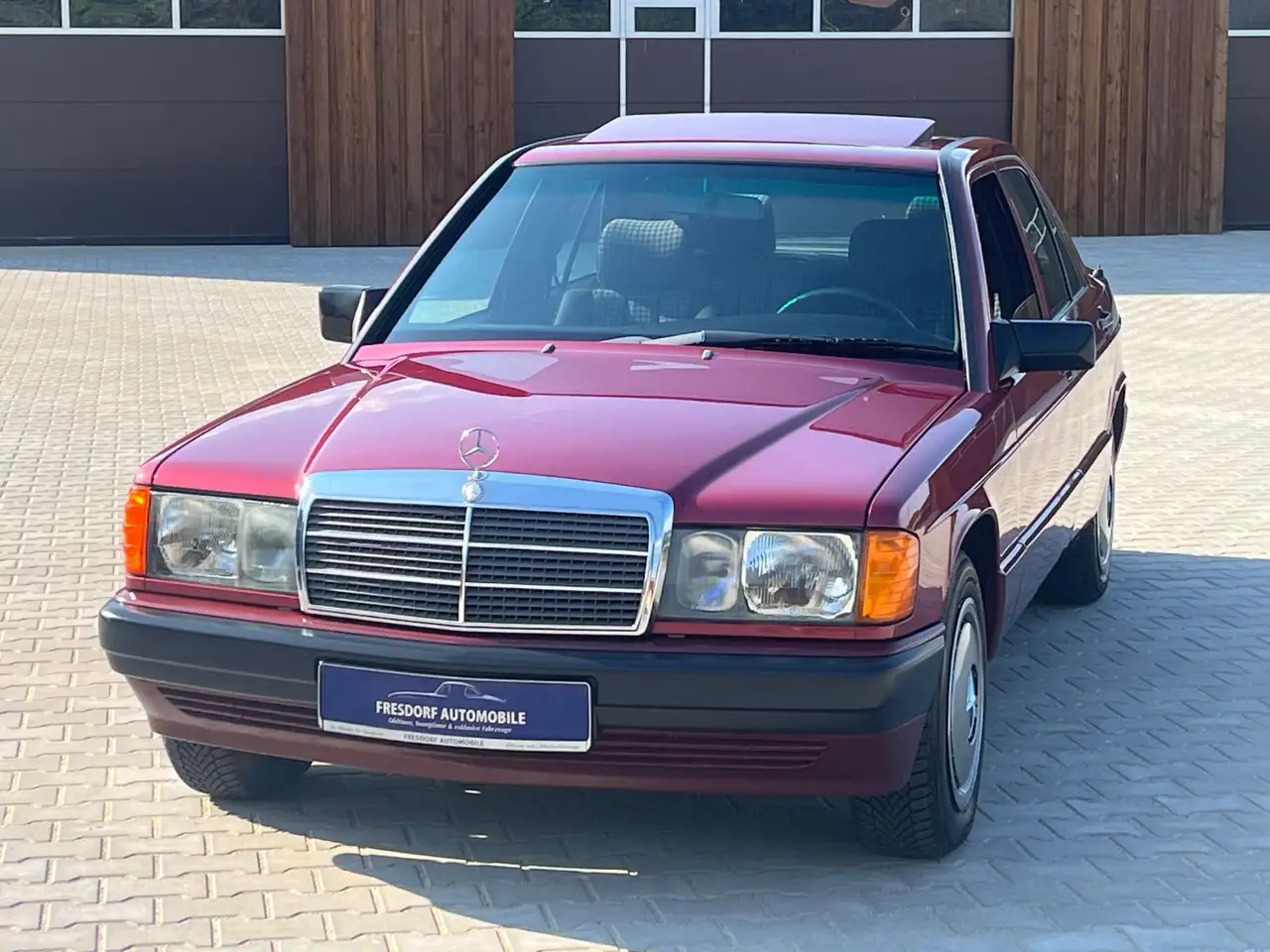 Mercedes-Benz 190 W201 190E 1.8 Automatik, nur 81.000 Km!!!, foto 4