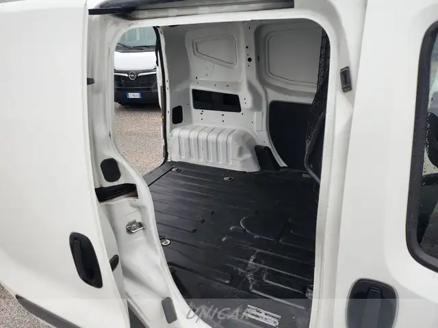 Fiat Fiorino view 9