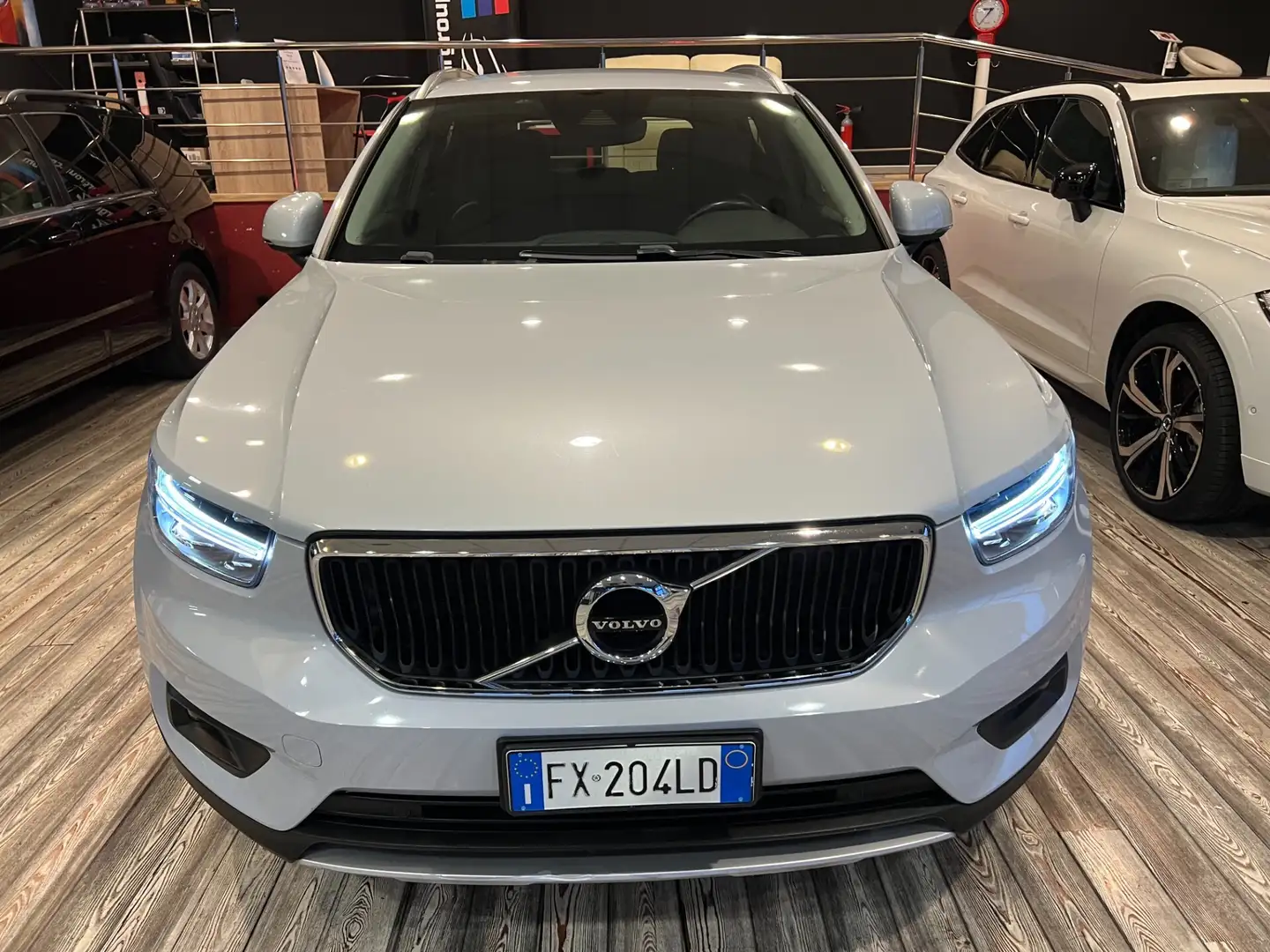 Volvo XC40 UNICA PROPRIETARIA Grigio - 2