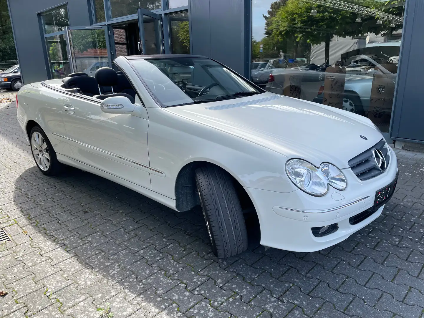 Mercedes-Benz CLK 350 CLK Cabrio 350 7G-TRONIC Avant. 19% auswb. Weiß - 2