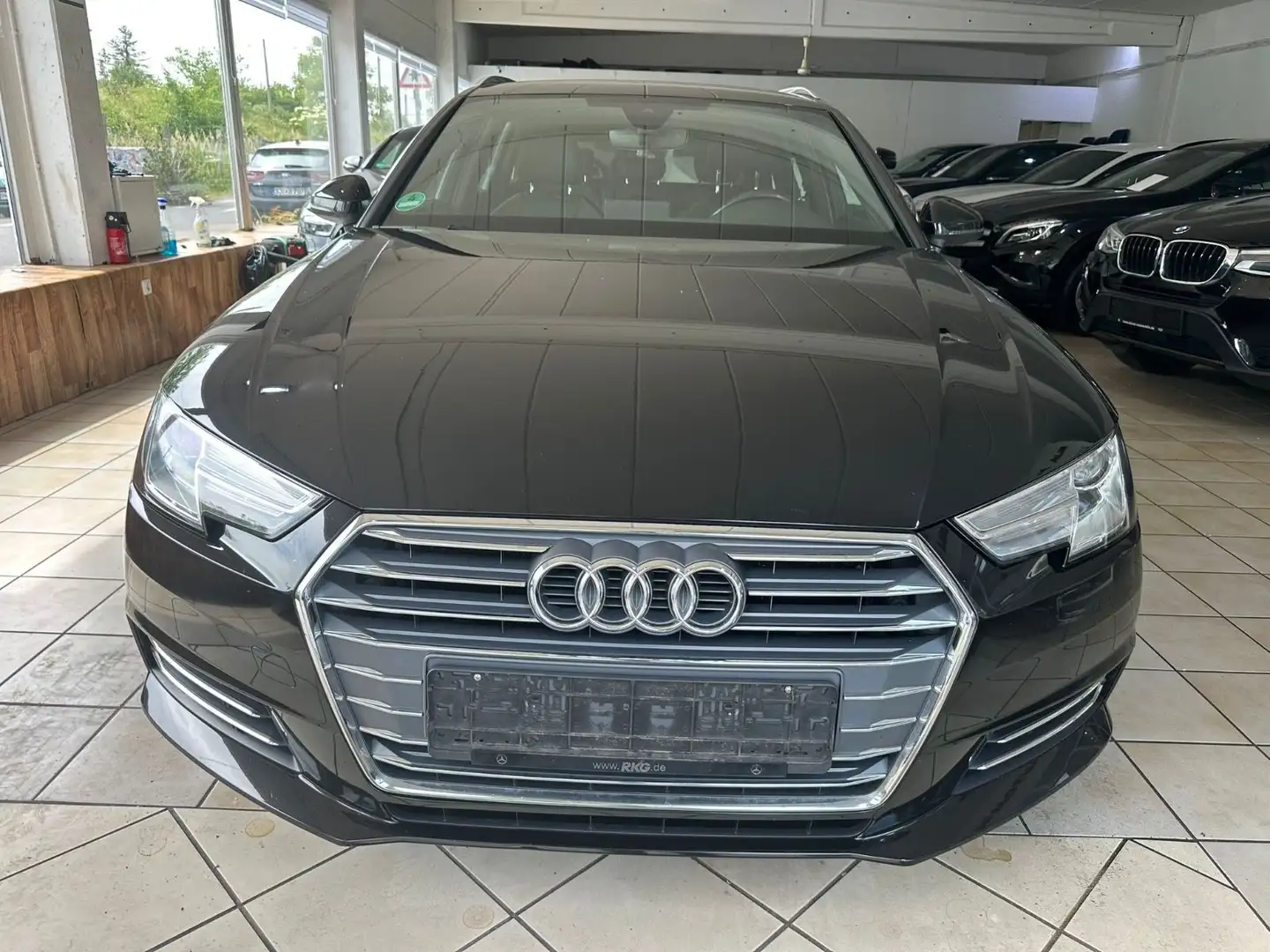 Audi A4 Avant sport 2,0 TDI S-line" Netto=12100-eur Schwarz - 1