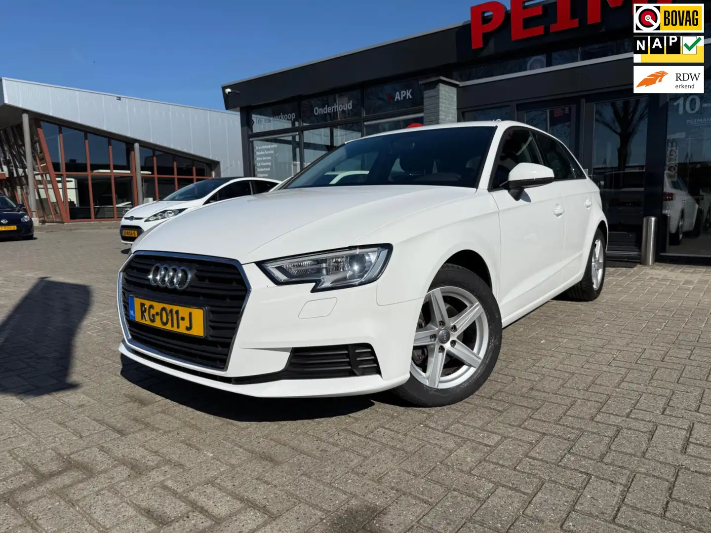 Audi A3 Sportback 1.0 TFSI Wit - 1