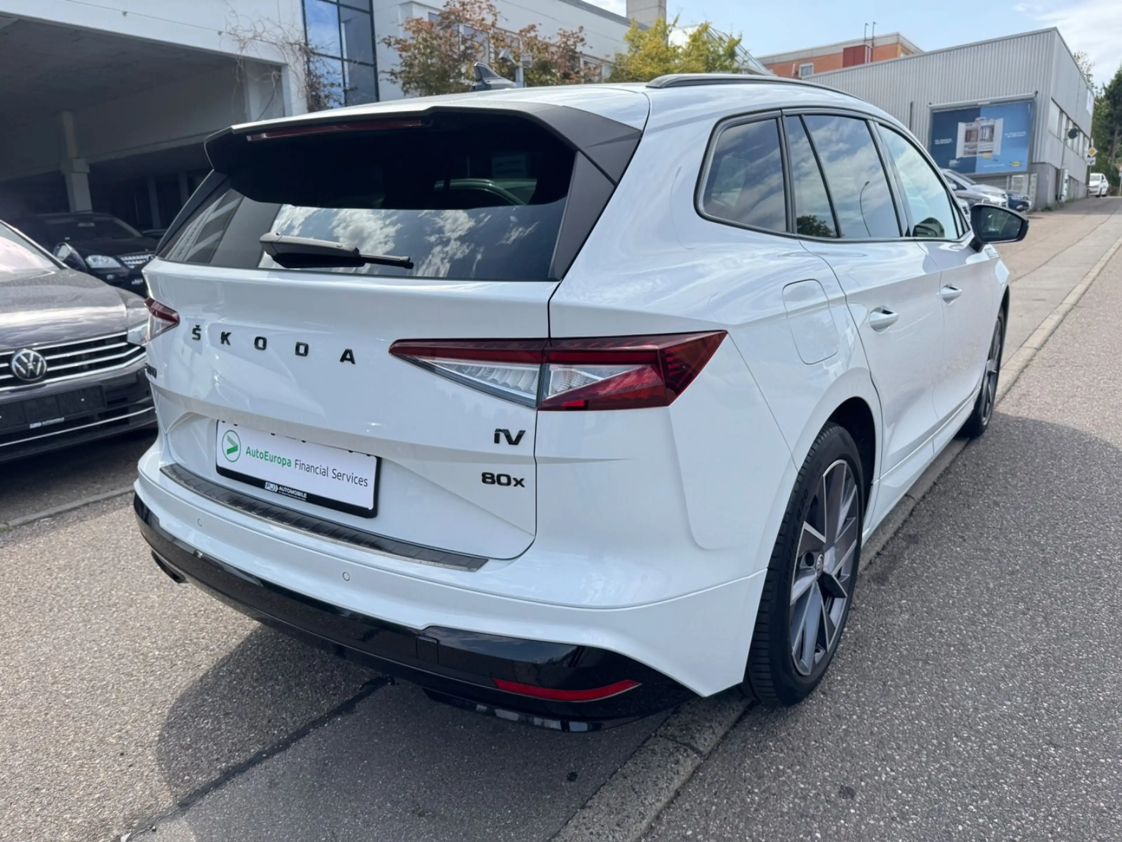 Skoda Enyaq 80x Sportline Navi LED 360° Wärmepumpe ACC — photo 6