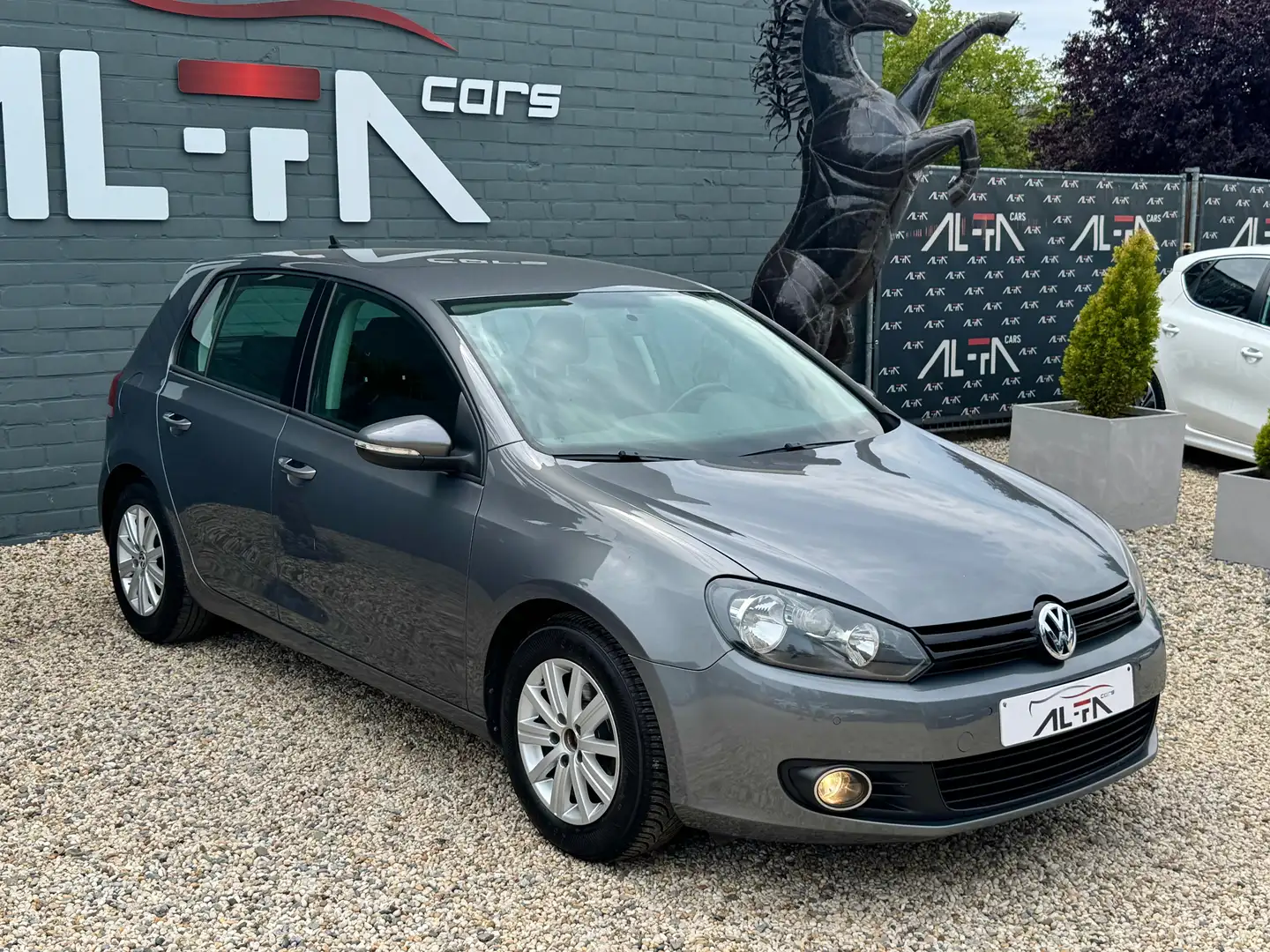 Volkswagen Golf Golf 1.6 CR TDi ** GPS ** Contrôle technique✅ Grey - 1