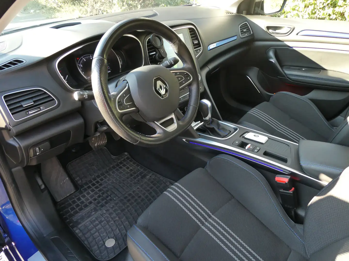 Renault Megane Megane Grandtour TCe 160 GPF EDC R.S. LINE plava - 2