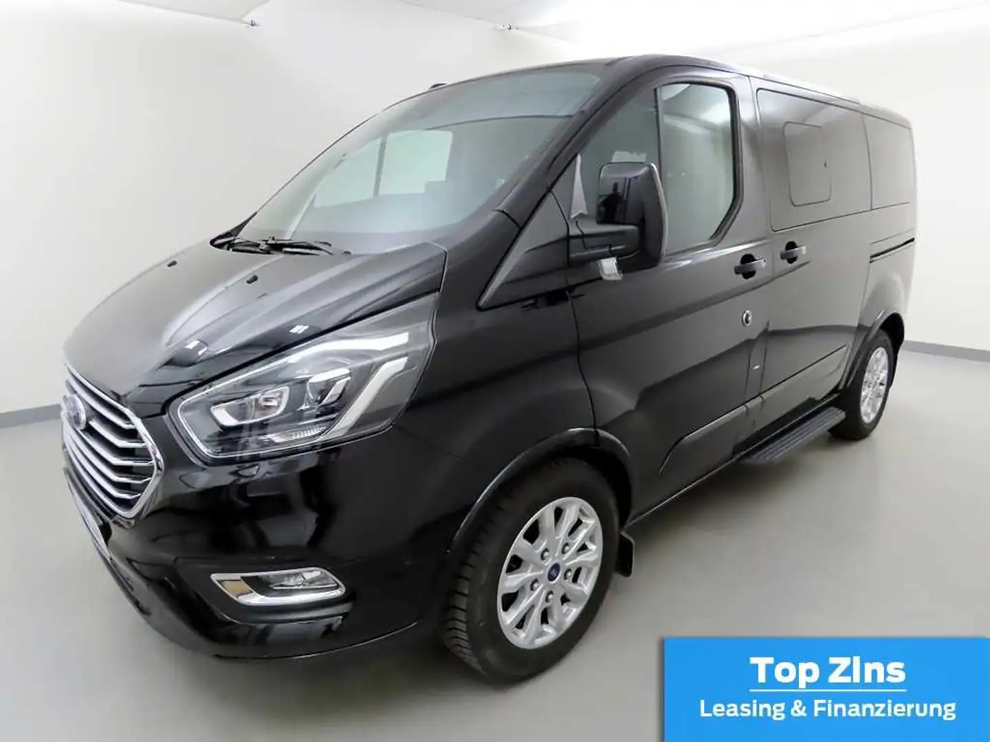 Ford Tourneo Custom 2.0 320 L1 Titanium Navi+DAB+Kam Černá - 2