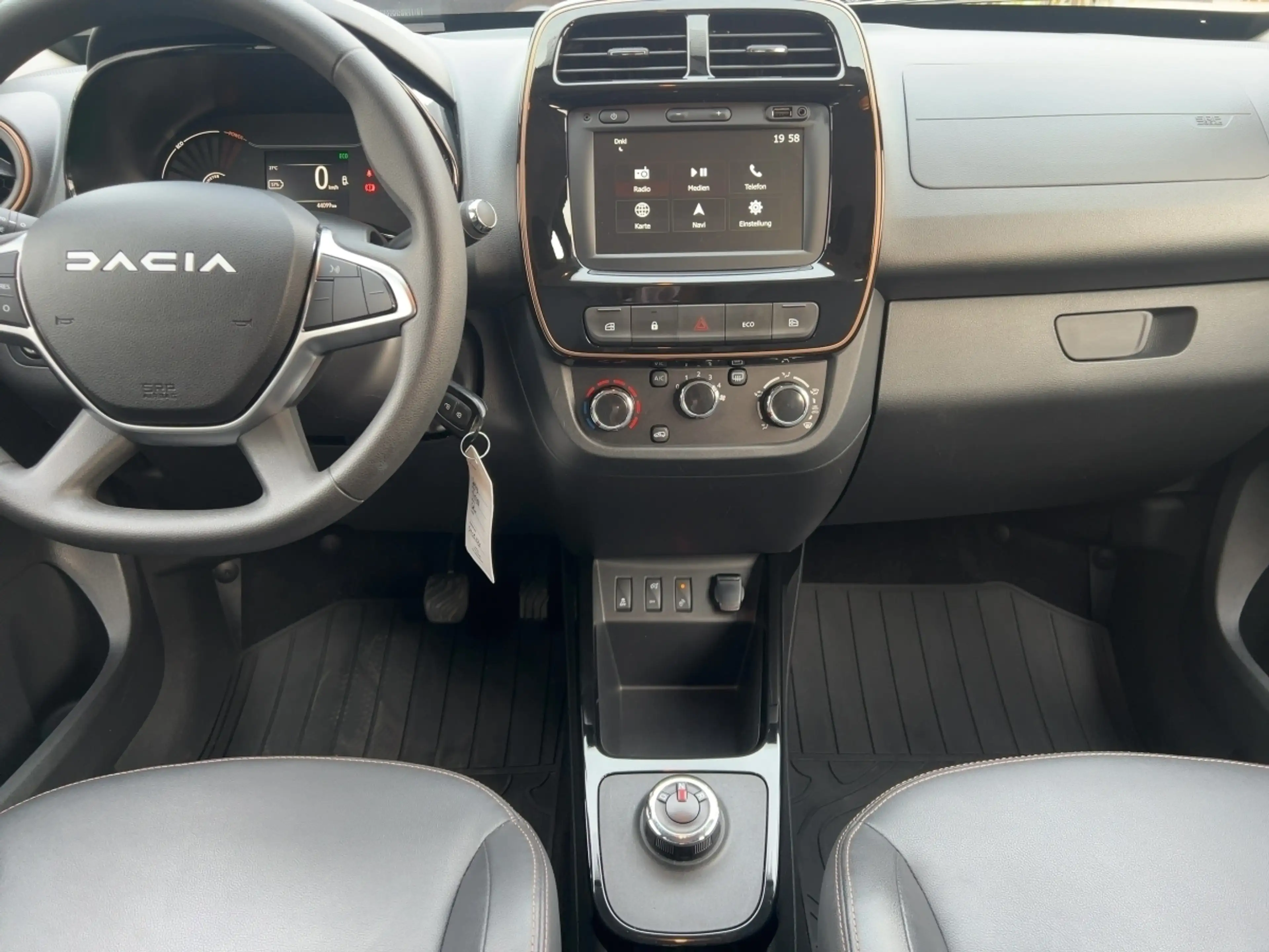 Dacia Spring ELECTRIC EXTREME 27kWh RÜCKFAHRKAMERA — photo 12