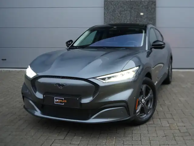 Ford Mustang Mach-E GERESERVEERD / RESERVE