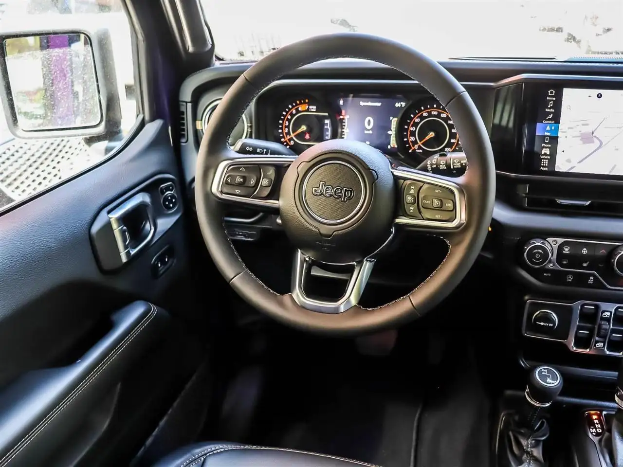 Jeep Wrangler снимка Jeep Wrangler