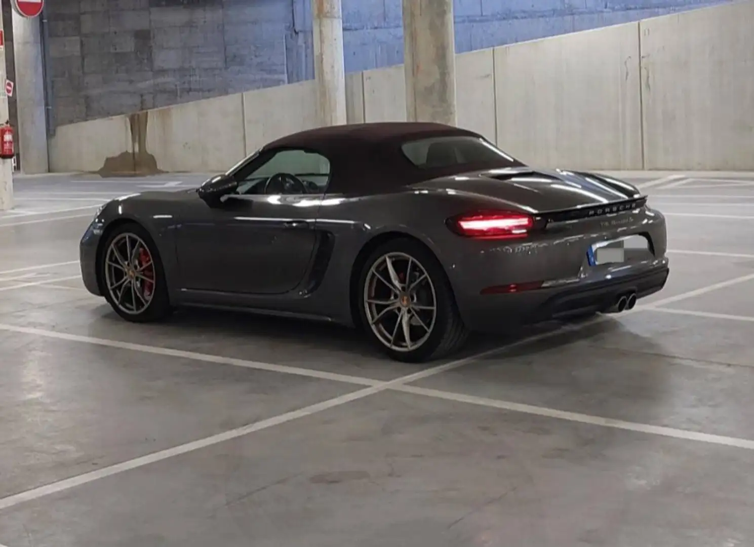 Porsche 718 Boxster S PDK S Gris - 2