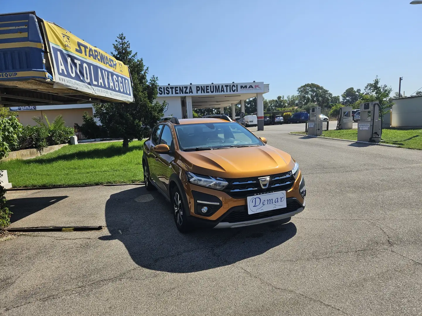 Dacia Sandero Stepway 1.0 Comfort Eco-g 100cv "GARANZIA 1ANNO" Bronzo - 2