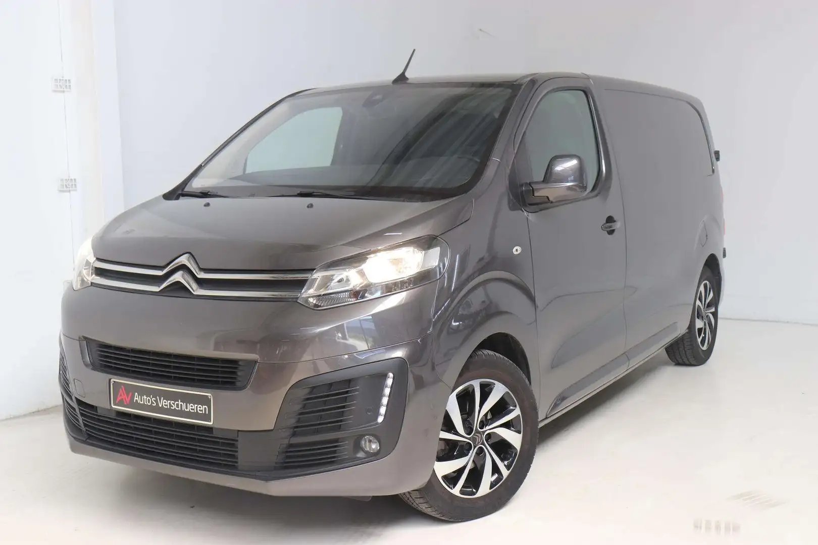 Citroen Jumpy 2.0 BlueHDi EAT ** Camera Auto AC Navi/Carplay Gris - 2