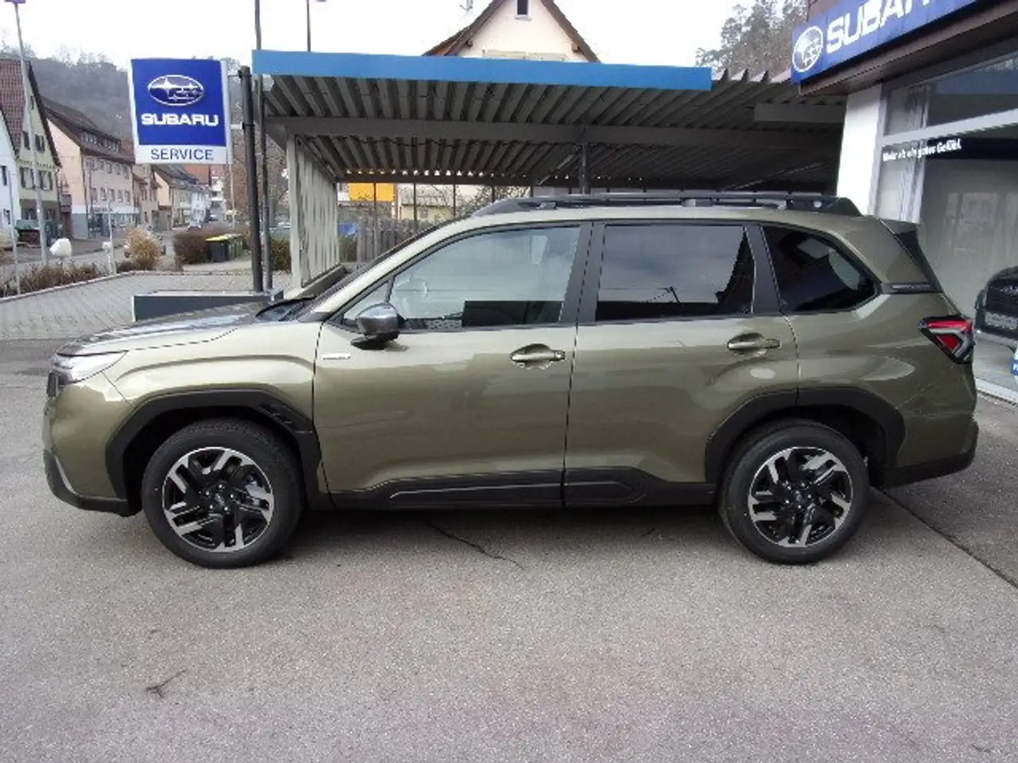 Subaru Forester 2,0ie Exclusive Lineartronic AHK Starr Grün - 2