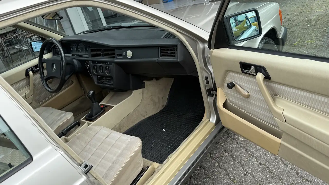 Mercedes-Benz 190 Diesel, I-Hand , SHD, Ab-AHK,.., foto 3