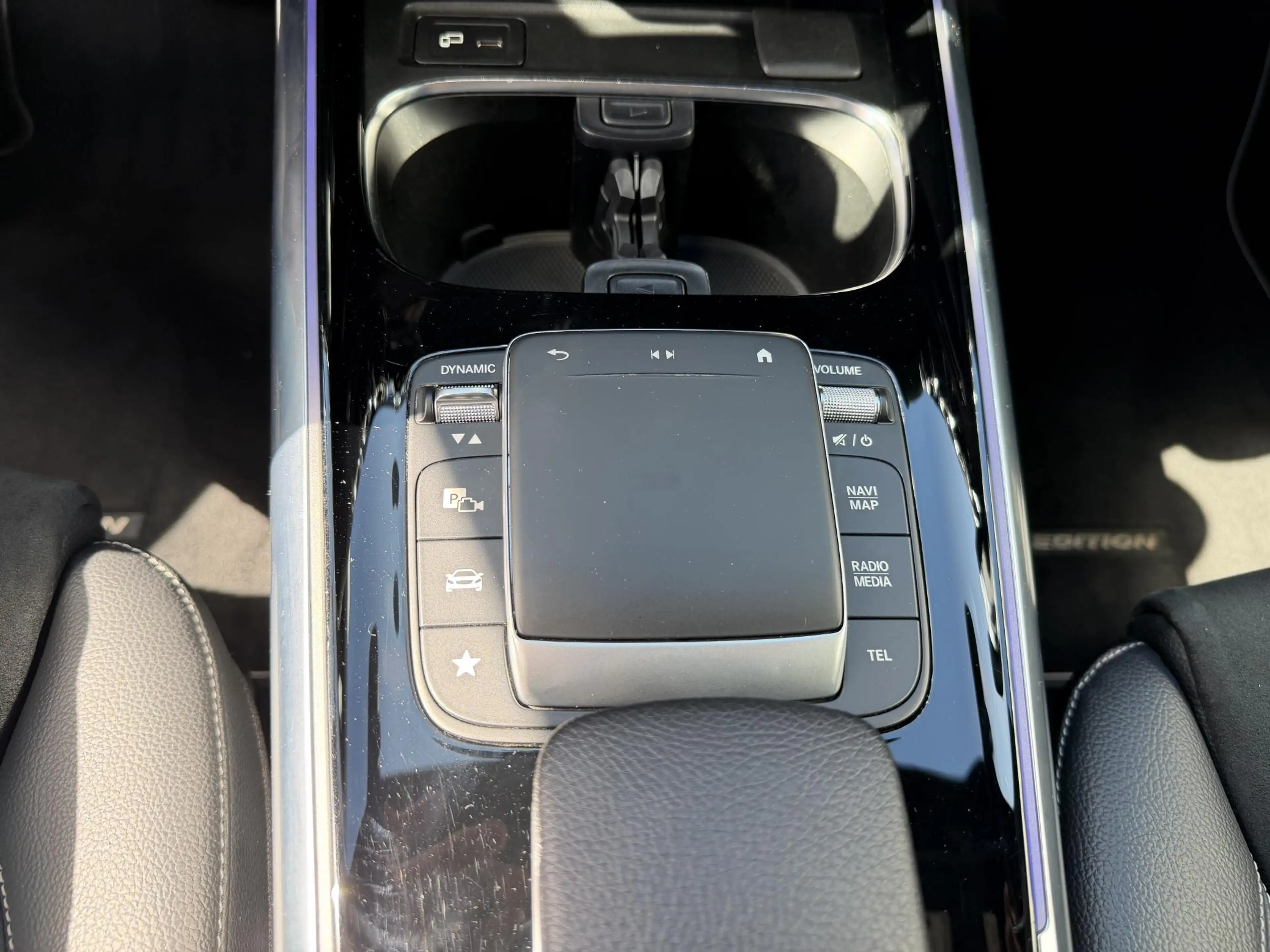 Mercedes-Benz B 250 e AMG Line 18''/Dodehoek/Camera/Navigatie/Sfeerver — photo 20