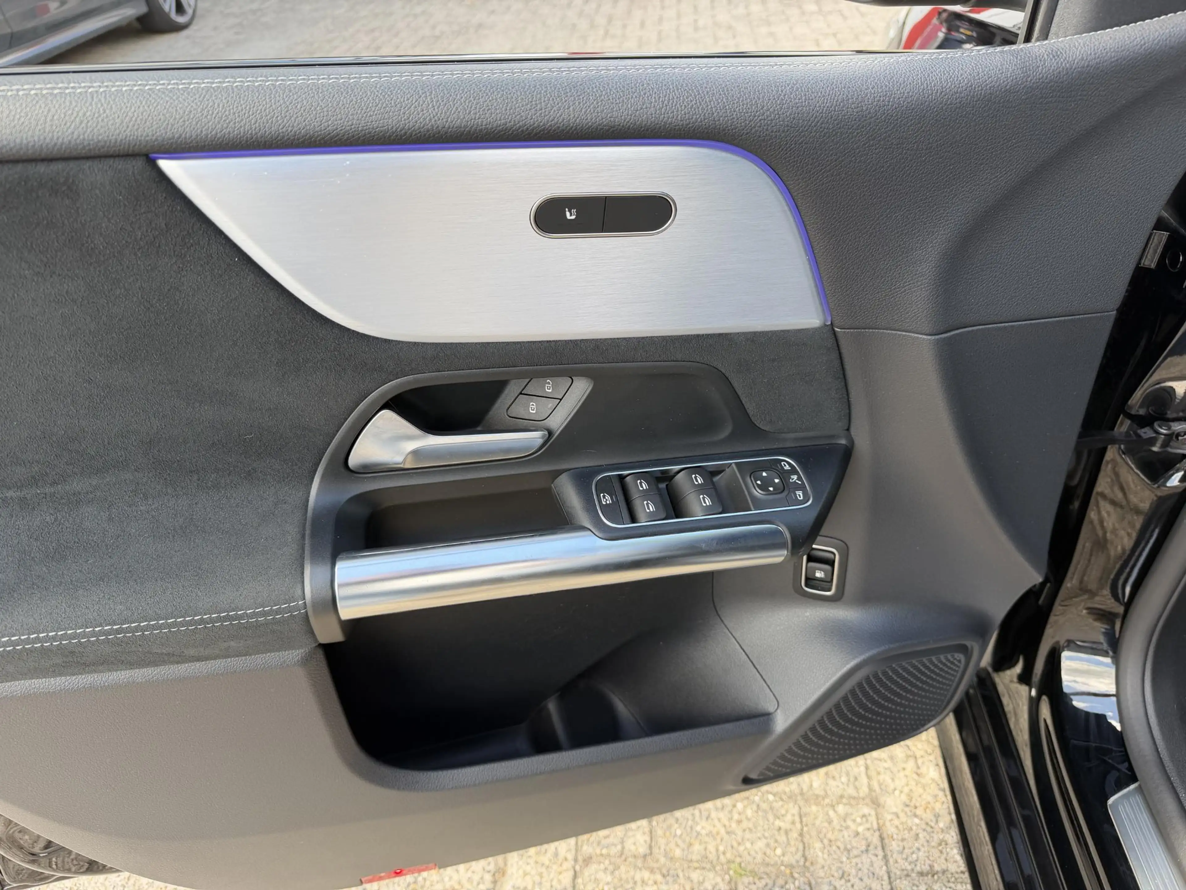Mercedes-Benz B 250 e AMG Line 18''/Dodehoek/Camera/Navigatie/Sfeerver — photo 11