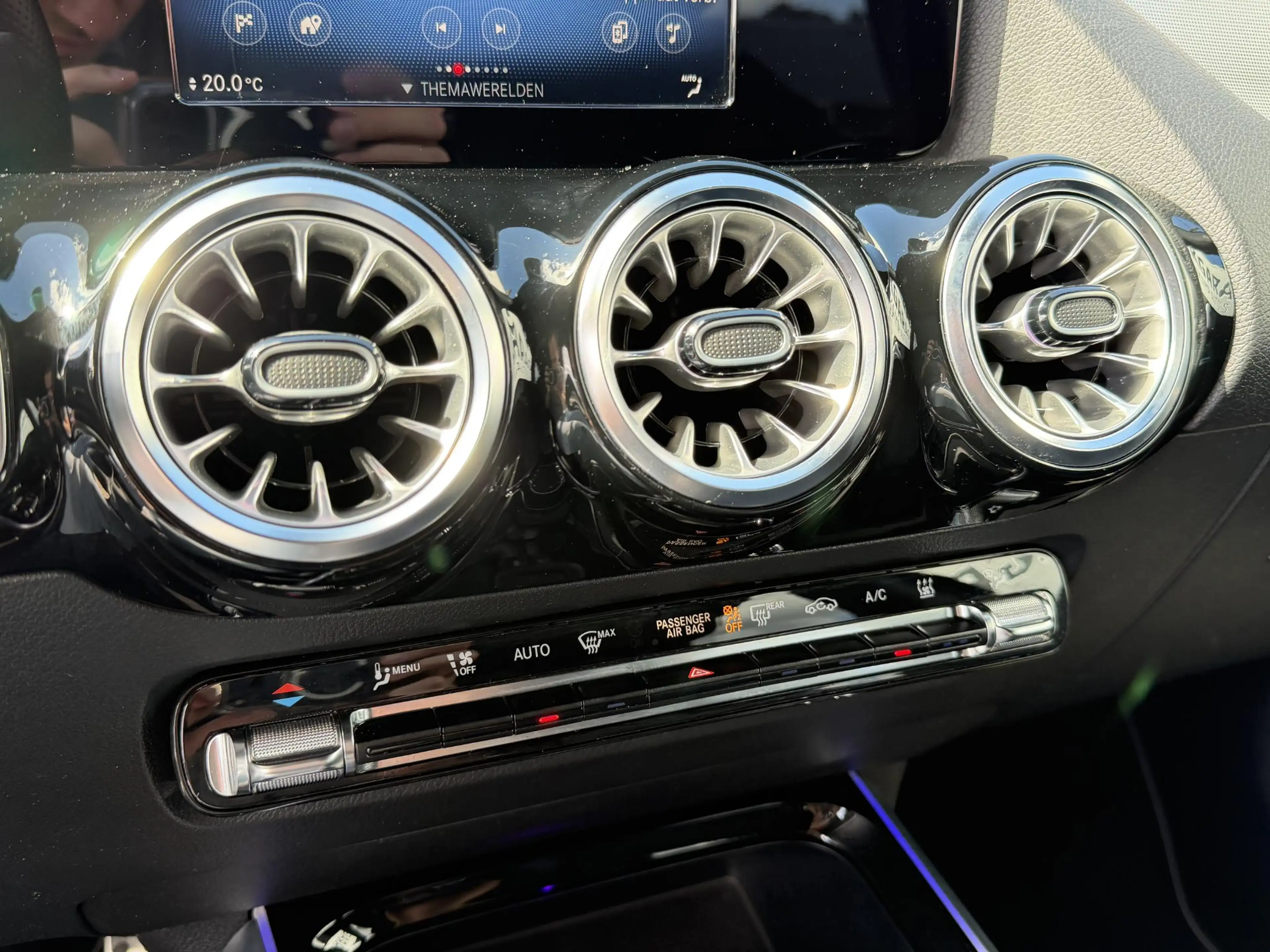 Mercedes-Benz B 250 e AMG Line 18''/Dodehoek/Camera/Navigatie/Sfeerver — photo 19