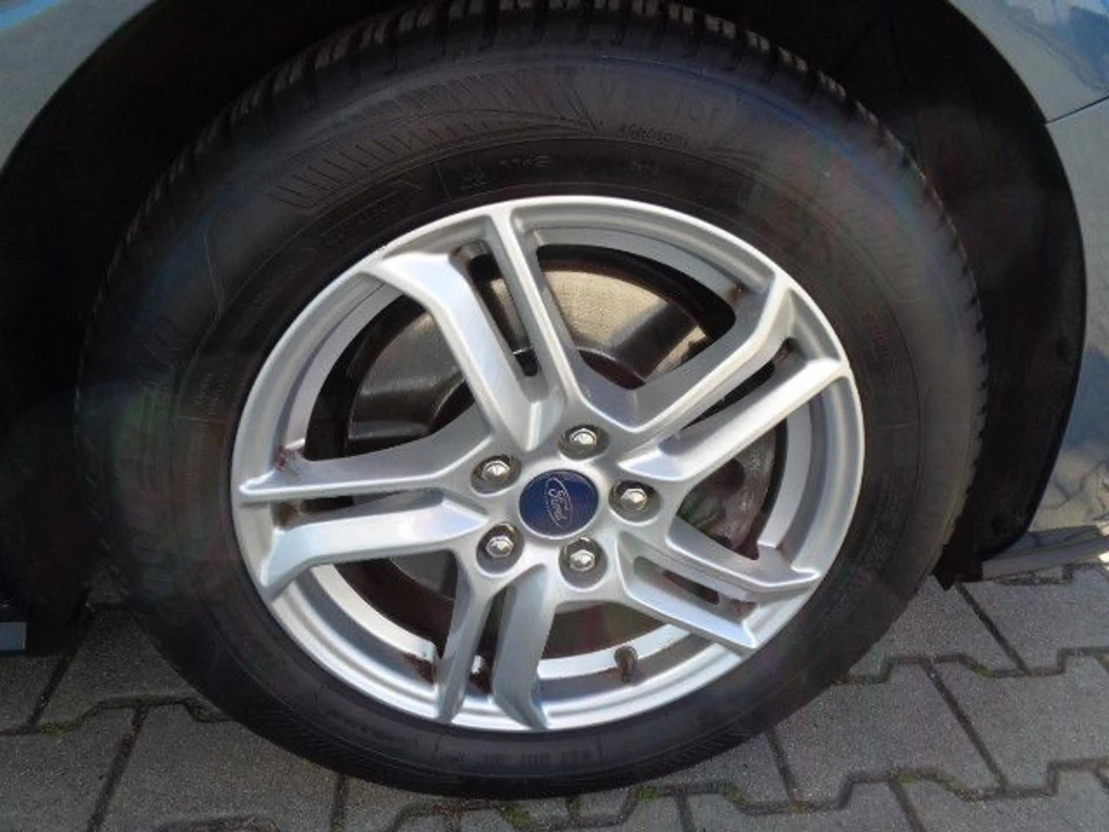 Ford Focus Cool&Connect Nav/Kamera/Winterp/Scheckheft — photo 17