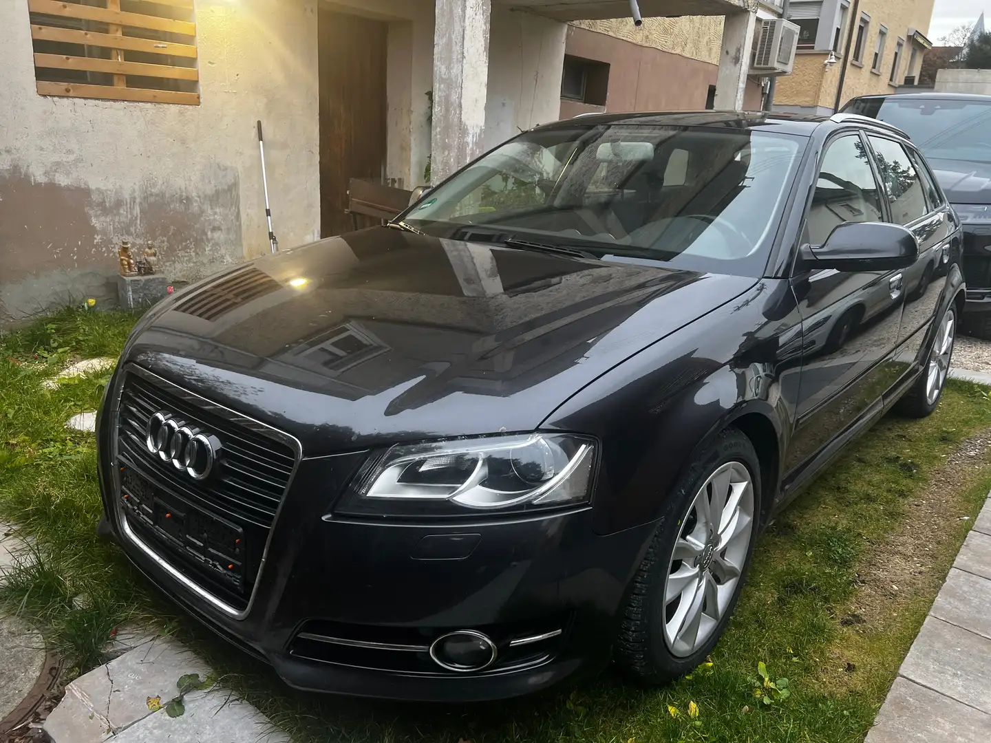 Audi A3 2.0 TDI Ambition (103kW) **TÜV 10/27** Grau - 2